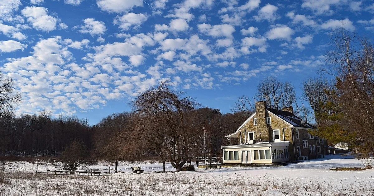 White Exterior Guide - PaintQuickGuide