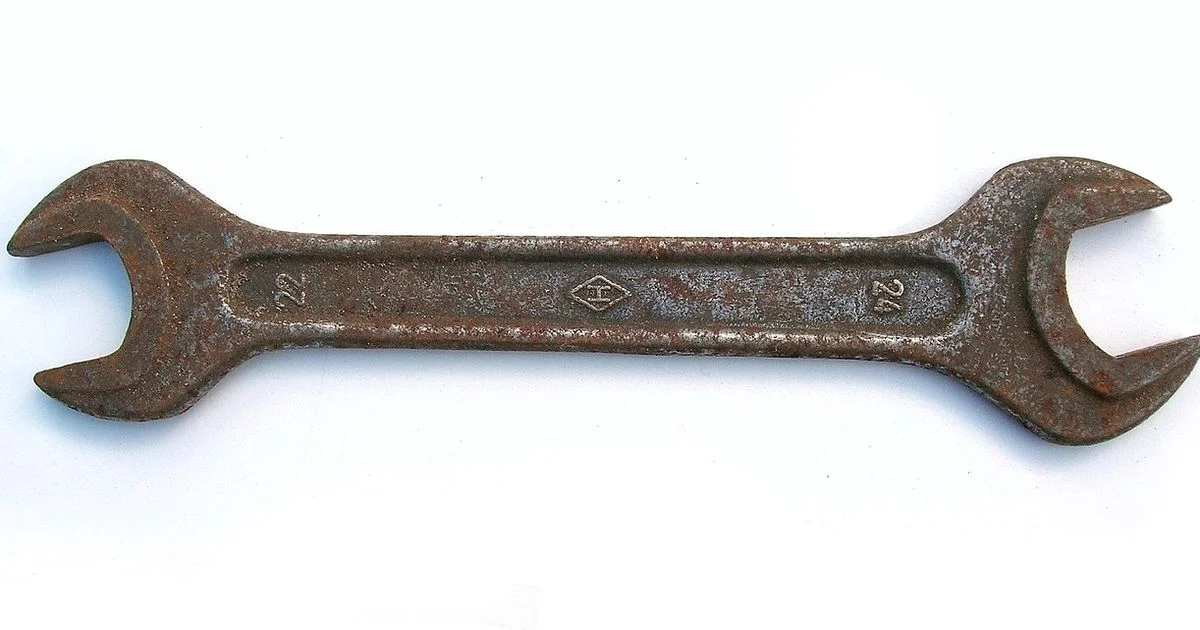 Rust in Paint Cans - PaintQuickGuide